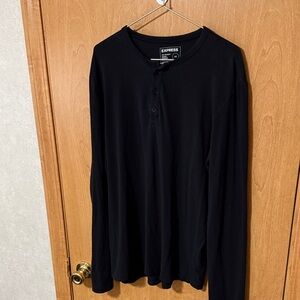 Men’s Express Black Supersoft Longsleeved Tee, size L